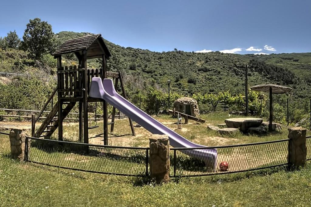 Apartamentos Rurales El Solitario Banos De Montemayor Exteriér fotografie